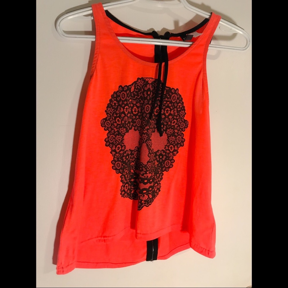 Skull shirt with zipper back